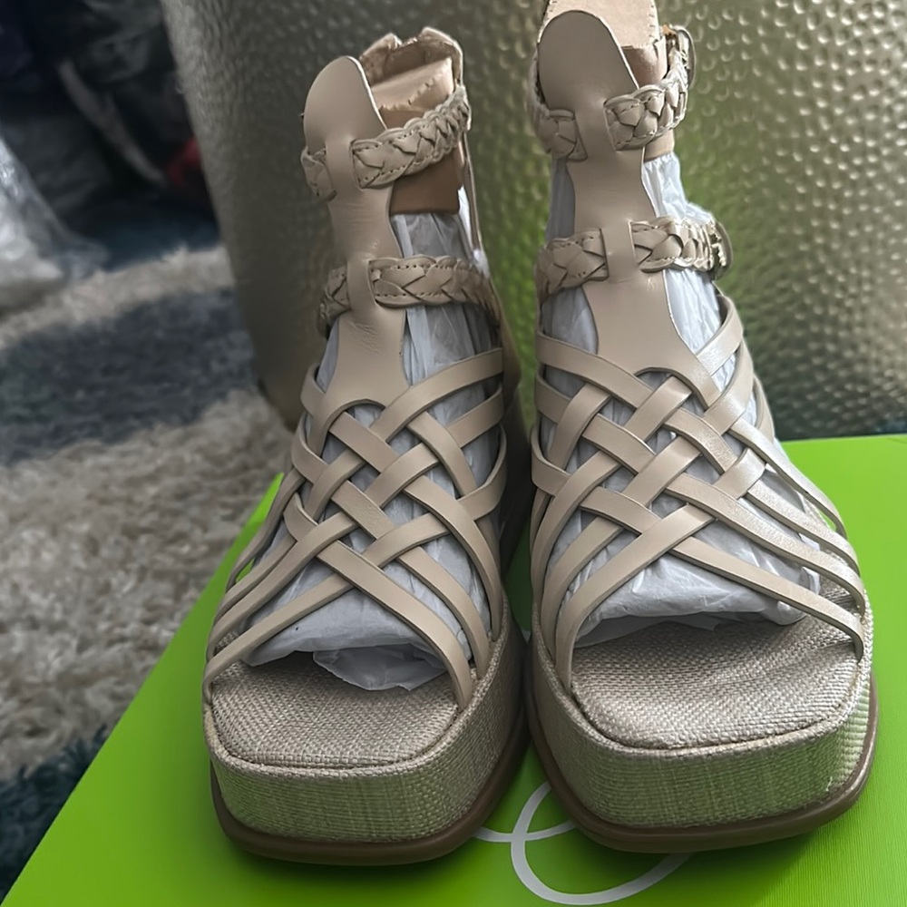 Sam Edelman Beige Braided Platform Sandals - Picture 6 of 7